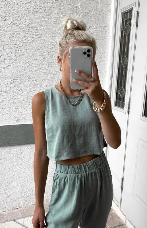 Casual Sleeveless Open Crop Top and Pants