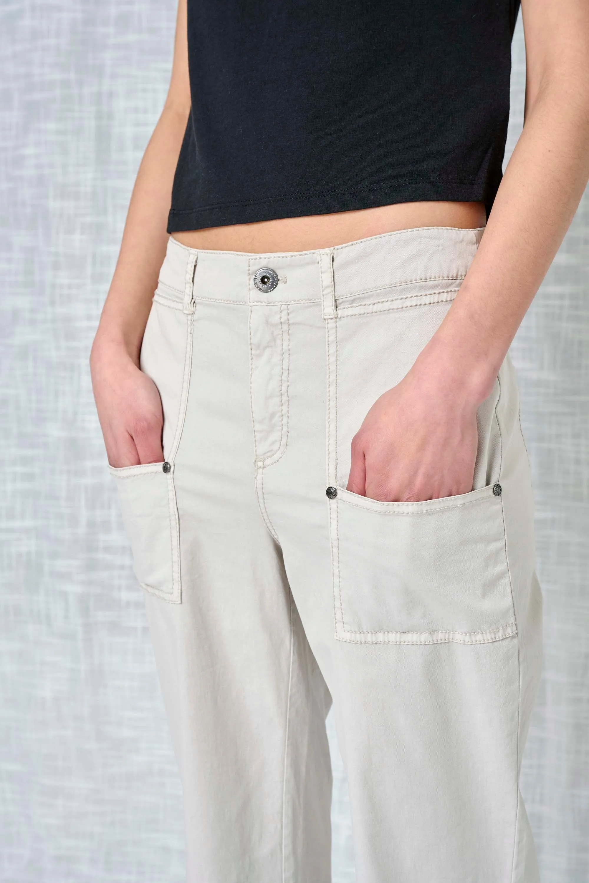 Lydia Solid Twill Pant