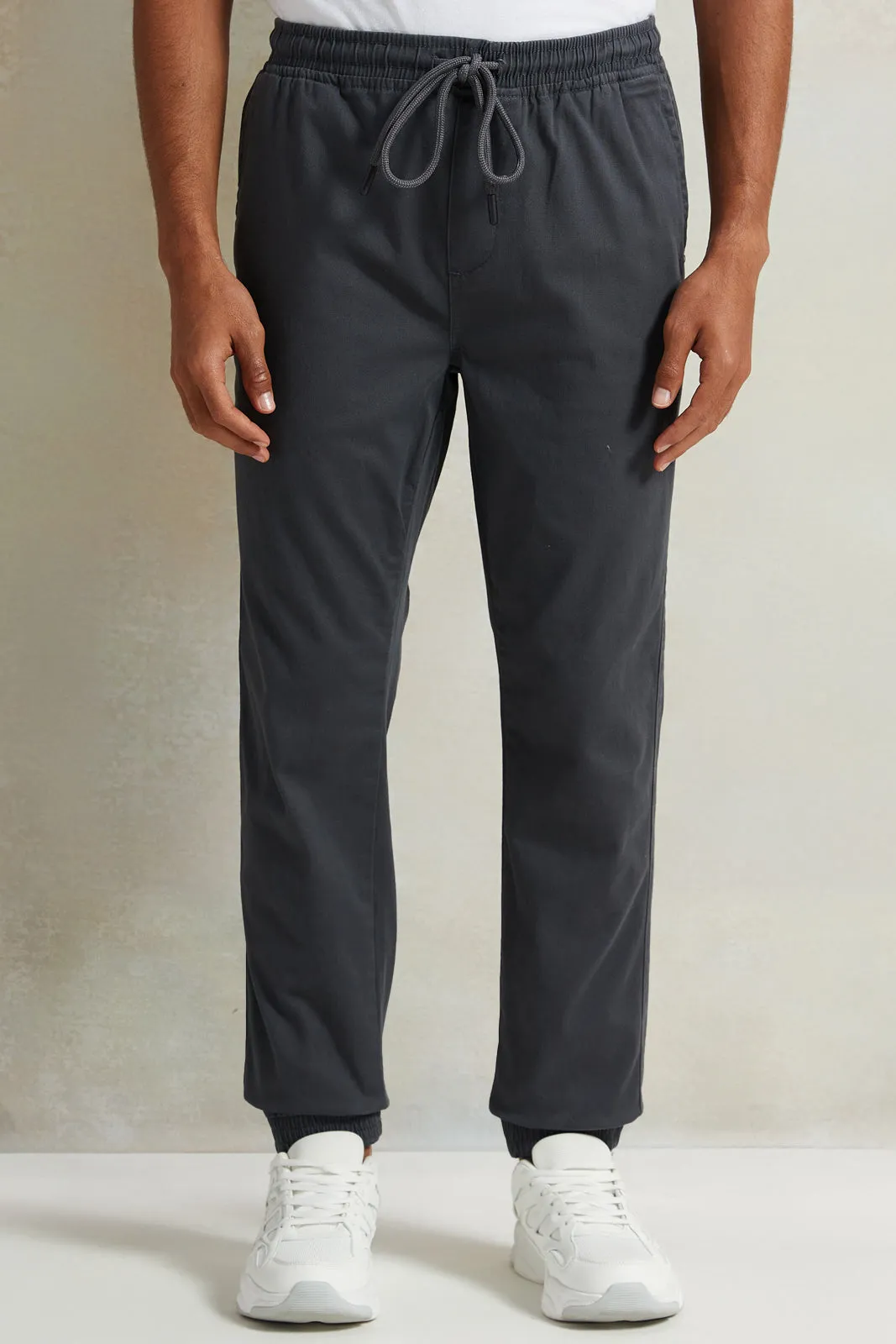 Men Grey Solid Twill Jogger