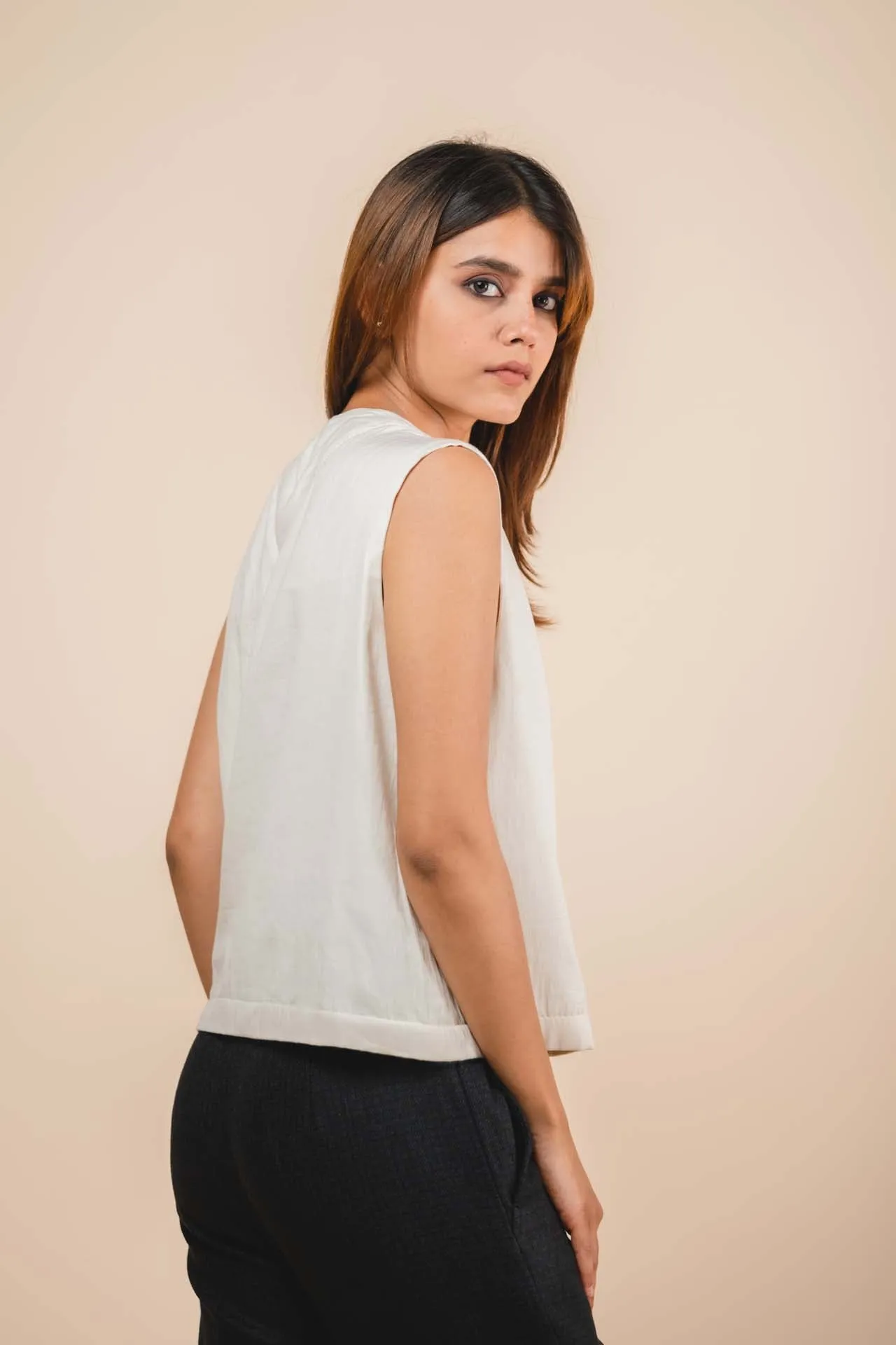 organic cotton sleeveless top