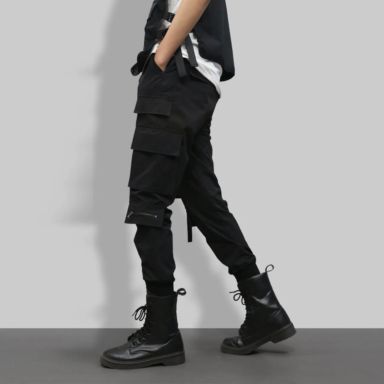 WLS Functional Multi Pockets Cargo Pants